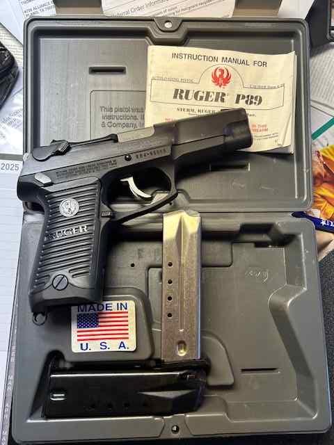 Ruger P89 Right.jpg
