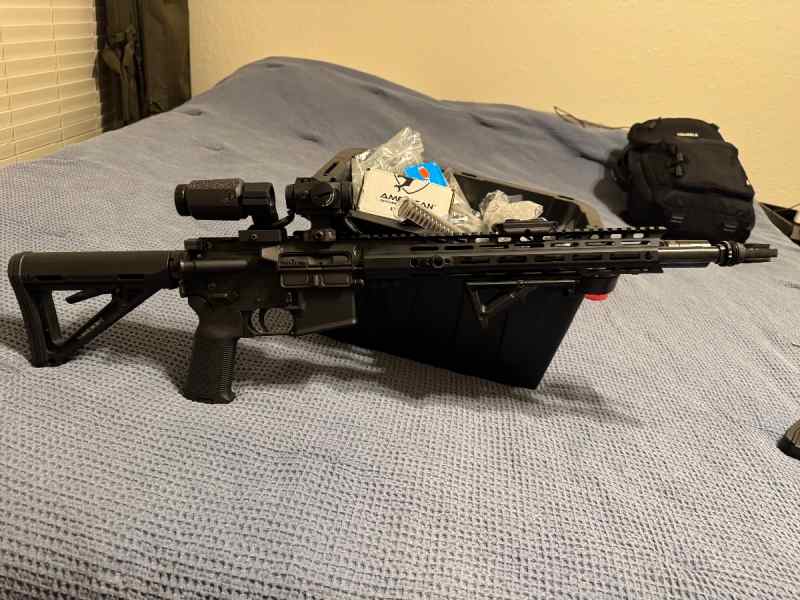 Standard Manufacturing AR-15