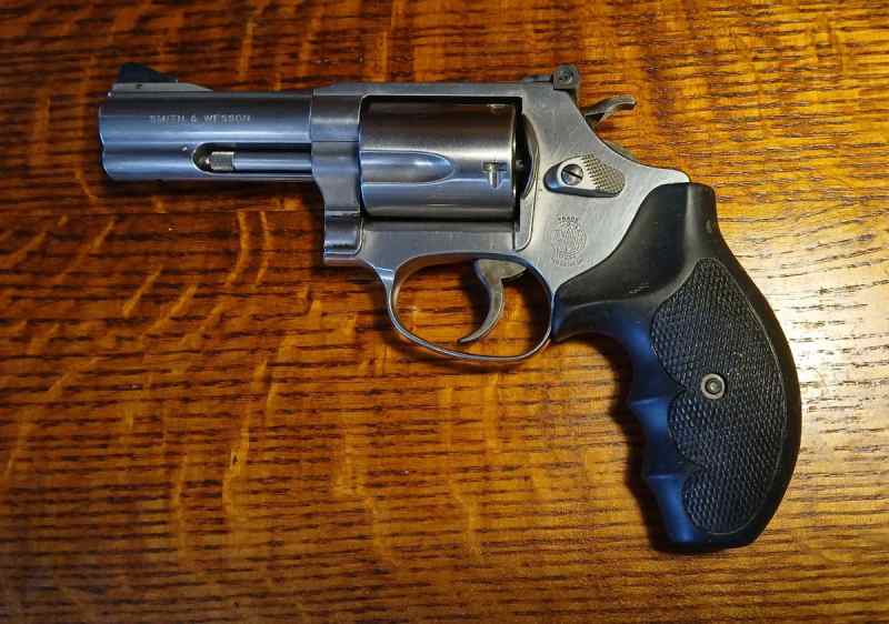 MODEL 10 A.jpg
