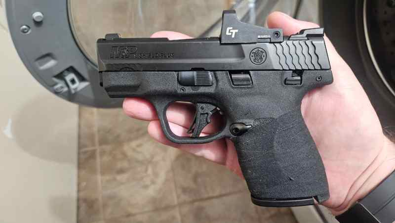 S&amp;W Shield Plus O.R.