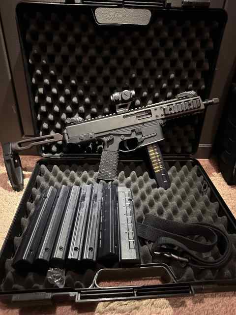 B&amp;T GHM9 with tail hook 