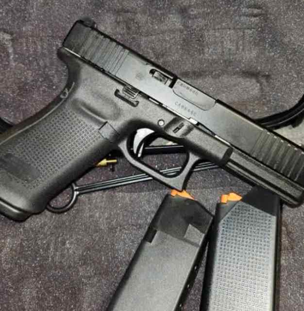 Glock 20 GEN 5 10mm, Night Sights, 3 mags