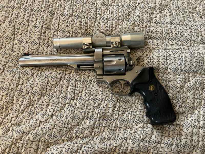 Ruger Redhawk 44mag.JPG