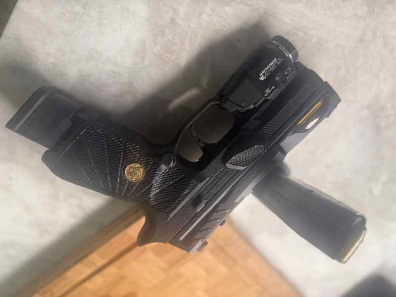 Sig Sauer P320 UPGRADED! Gold &amp; Black 