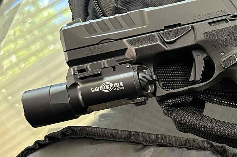 WTS/T SUREFIRE x300U-A 1000LUMEN