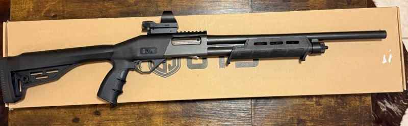JTS X12PT 12 gauge pump action shotgun