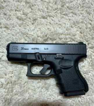 Glock 26 Gen4 9mm Night Sights…V. NEAT!