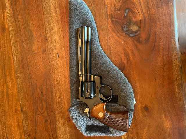 FS Colt Python 1977