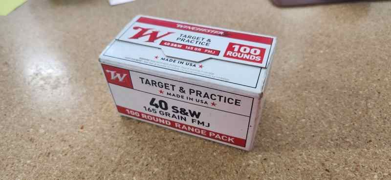 Winchester 40 s&amp;w (100 rounds)