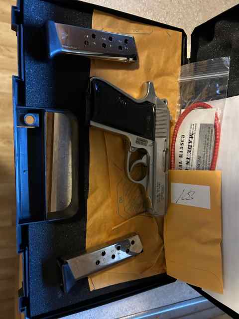 Walther PPK/S (S&amp;W) Stainless Steel 2 mags/case