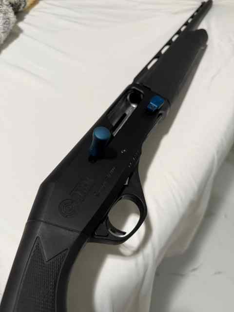 Stoeger M3K 12-gauge