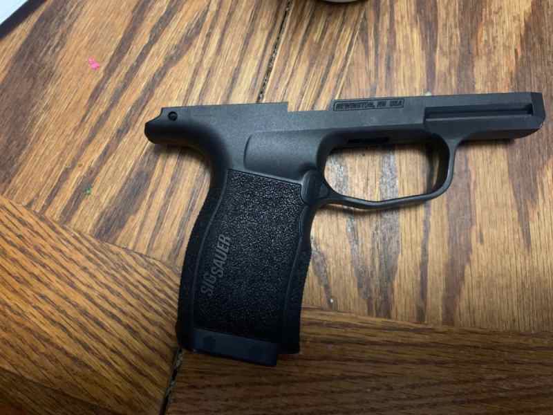Sig 365 Bottom Grip Black Original Factory module 