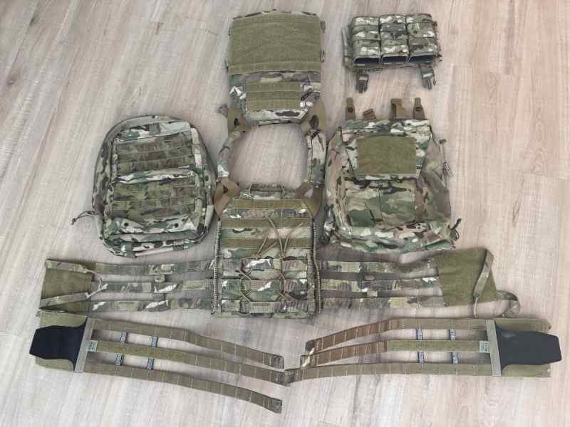 Crye JPC 2.0 w/ Hesco 4601 Plates and Extras 