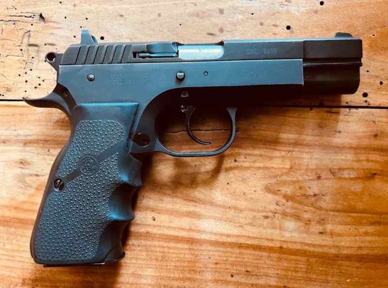 EAA WITNESS 9MM - FOR TRADE