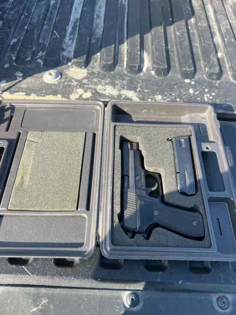 West German sig P 226