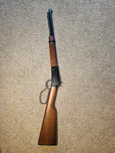 Henry Skinner Lever Action Rifle in 22 magnum