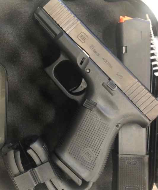 Glock 19 Gen 5 In box