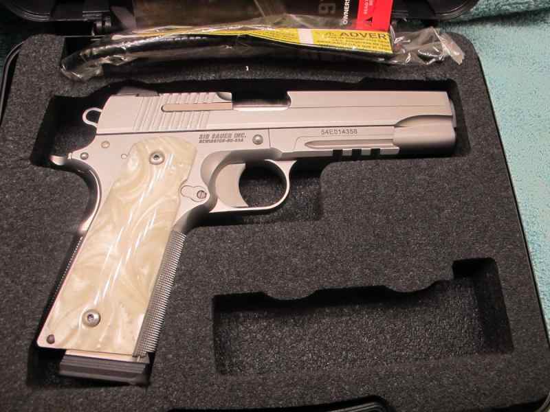 Sig Sauer 1911 45acp