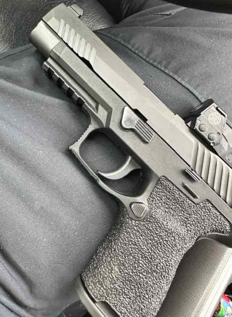 Sig 320 xframe with Romeo pro red dot