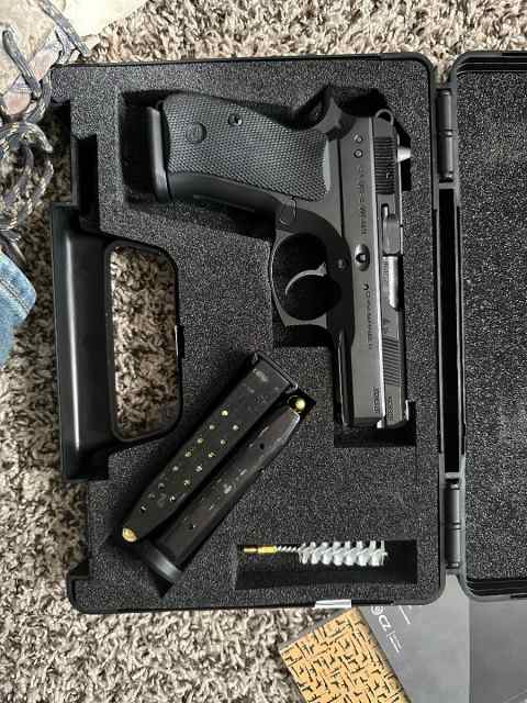 WTT: CZ-75 P01