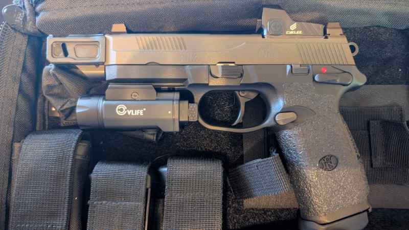 fnx45-1.jpg