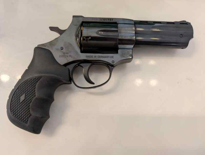 WTT EAA Windicator 4 a semiautomatic 
