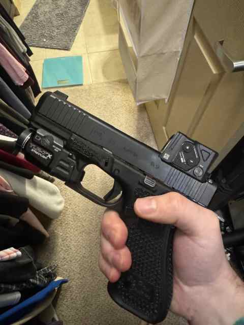 Glock 45 COA Stippled, with Tenicor holster