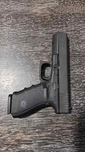 Glock 21 Gen 4 45 Auto