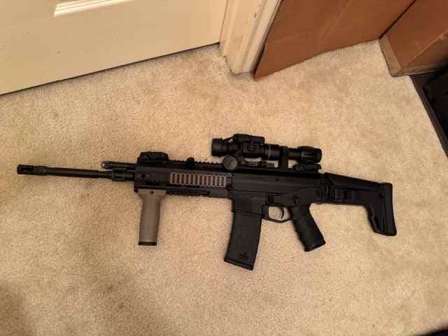 Bushmaster ACR ADAPTIVE COMBAT READY 5.56