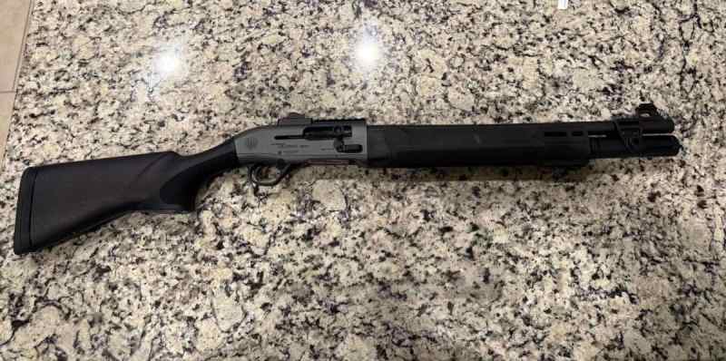 Beretta A300 Ultima patrol