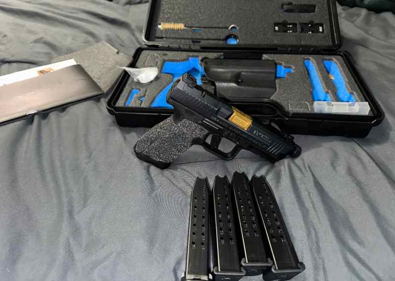 Canik Elite Combat (Limited Run)