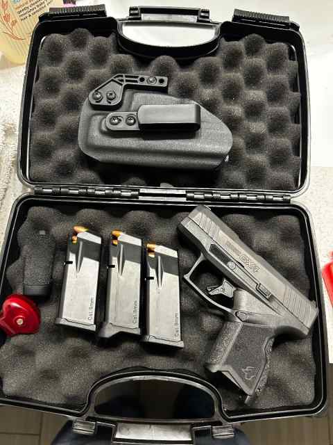 Taurus Gx4 With 120 Rounds of Ammo and Box/Holster