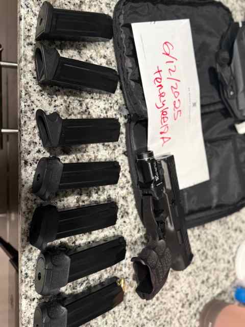 H&amp;k vp9 sk , 7 mags, tlr 7x sub, tritium