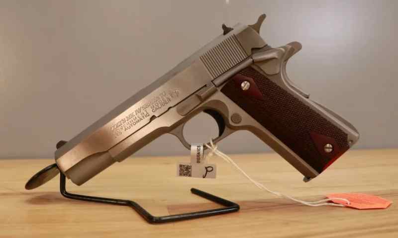 Colt Govt MK IV Series 70 Re-issue .45ACP Caliber 7+1 Brushed Stainless.png